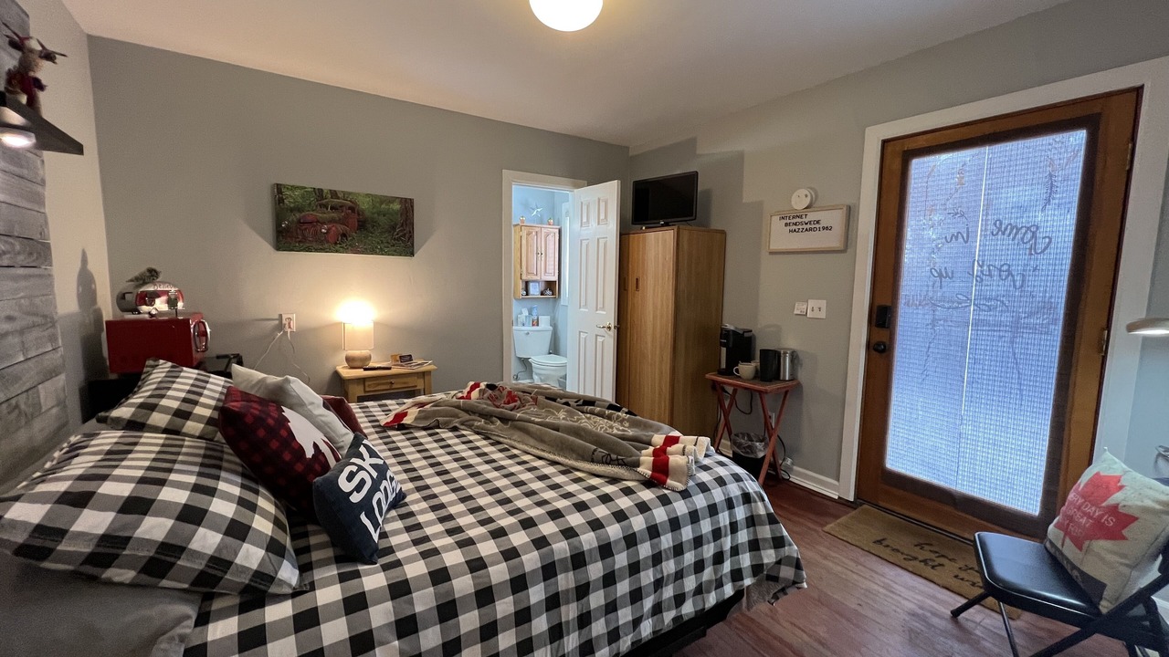 Photo of Bedroom in Larkspur