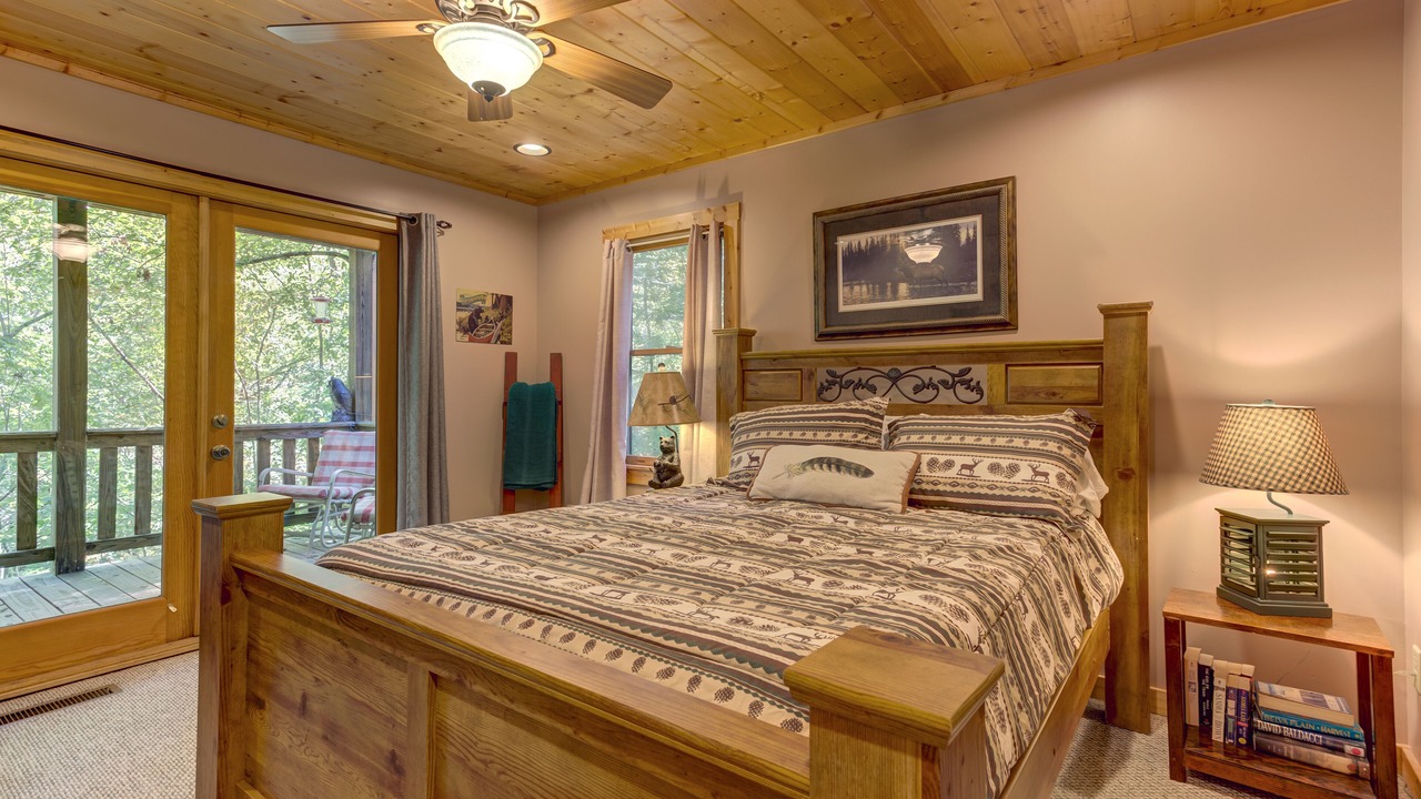 Photo of Bedroom in Eagle Mountain