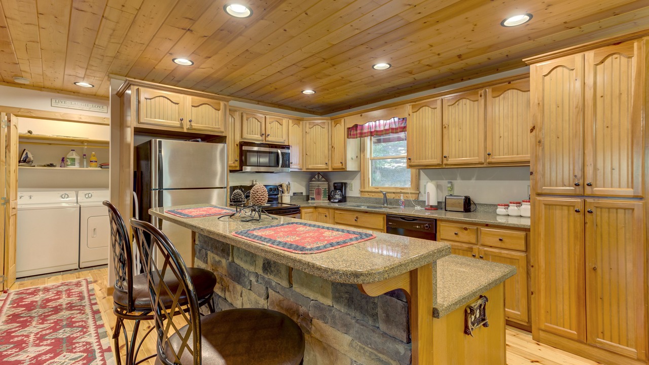 Photo of Kitchen in Eagle Mountain