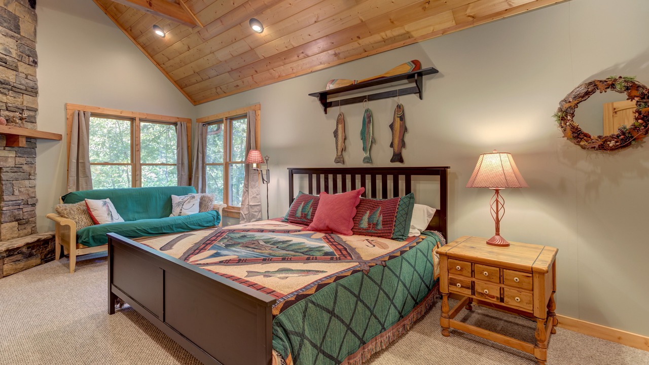 Photo of Bedroom in Eagle Mountain