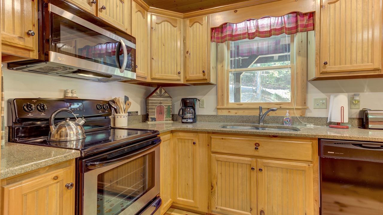 Photo of Kitchen in Eagle Mountain
