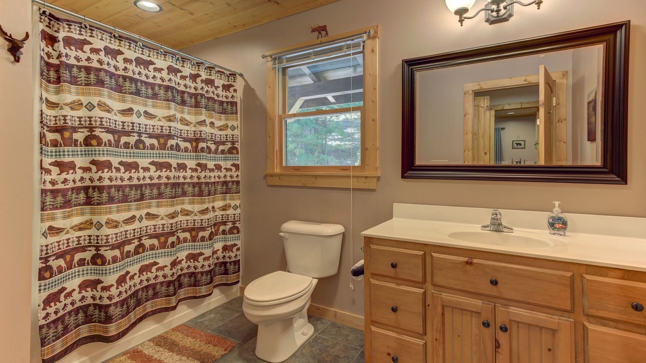 Photo of Bathroom in Eagle Mountain