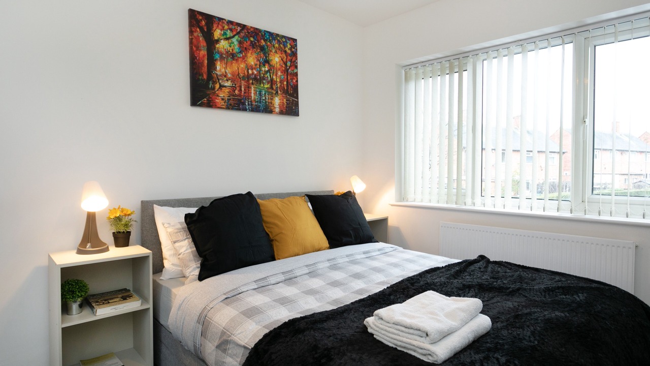 Photo of Bedroom in Bramcote