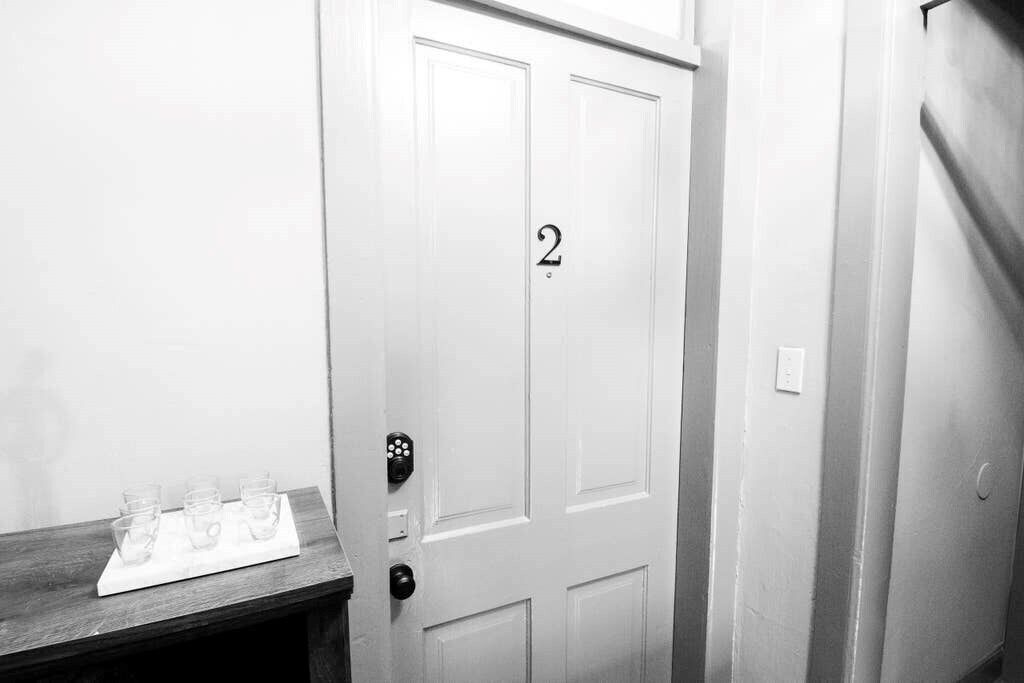 Photo of Others in Hermann