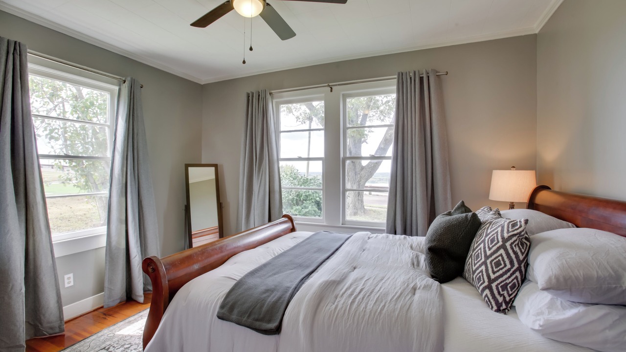 Photo of Bedroom in Natchez