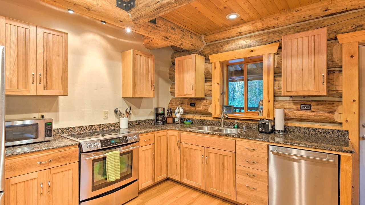 Photo of Kitchen in Gold Bar