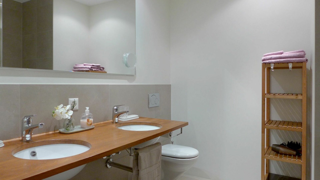 Photo of Bathroom in Central Interlaken