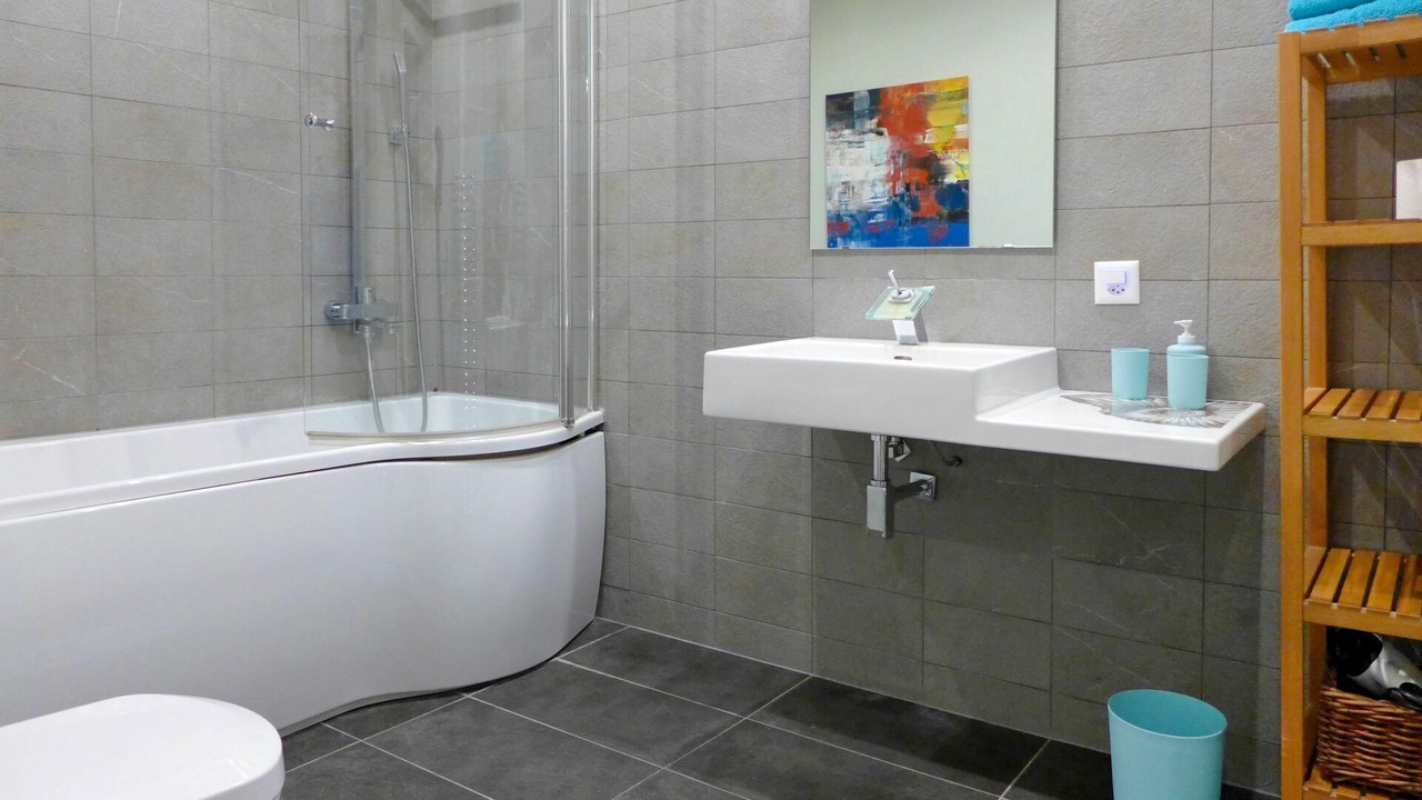 Photo of Bathroom in Central Interlaken