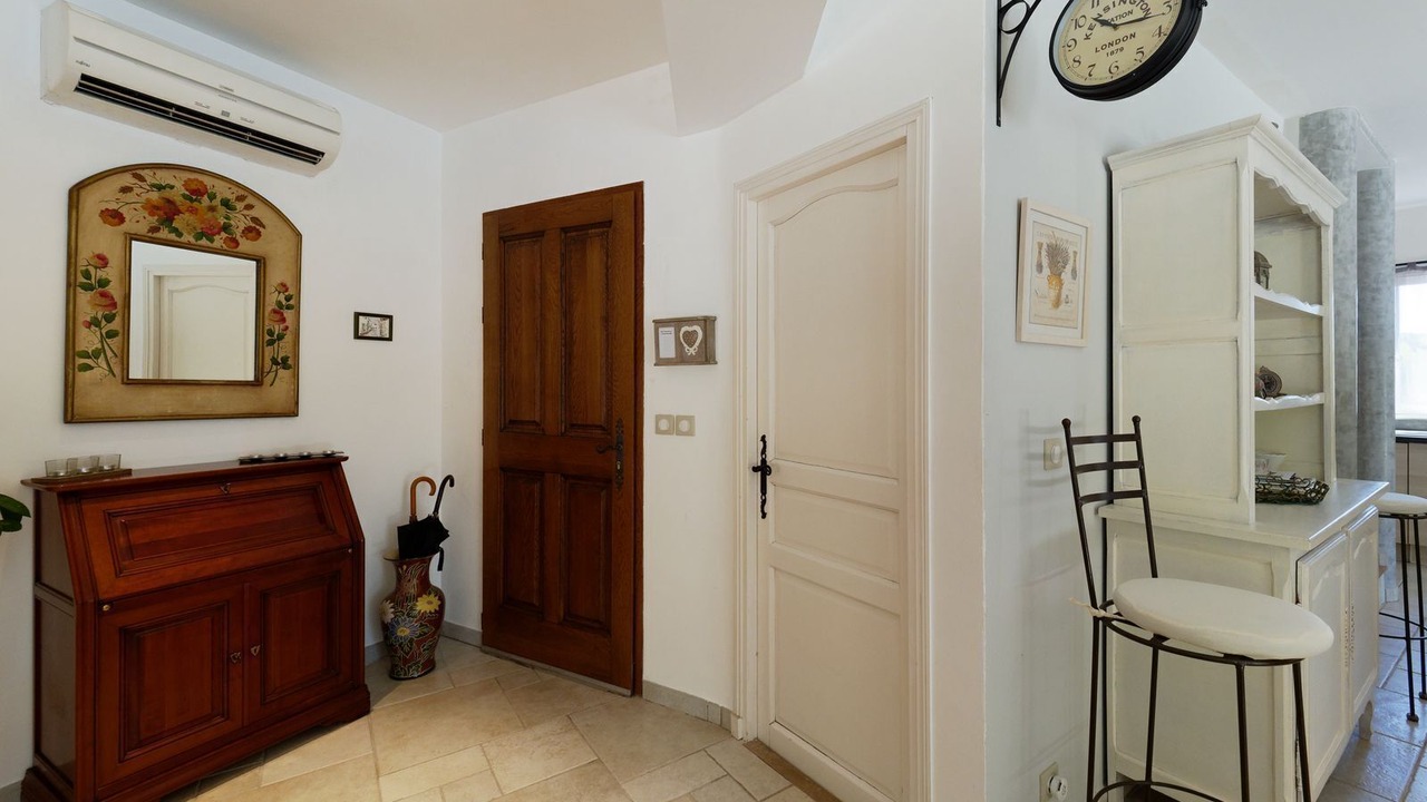 Photo of Bedroom in Taradeau