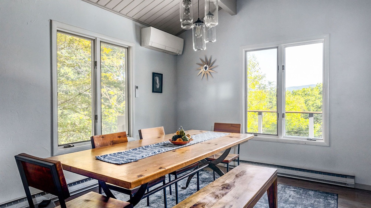 Photo of Others in Glenford