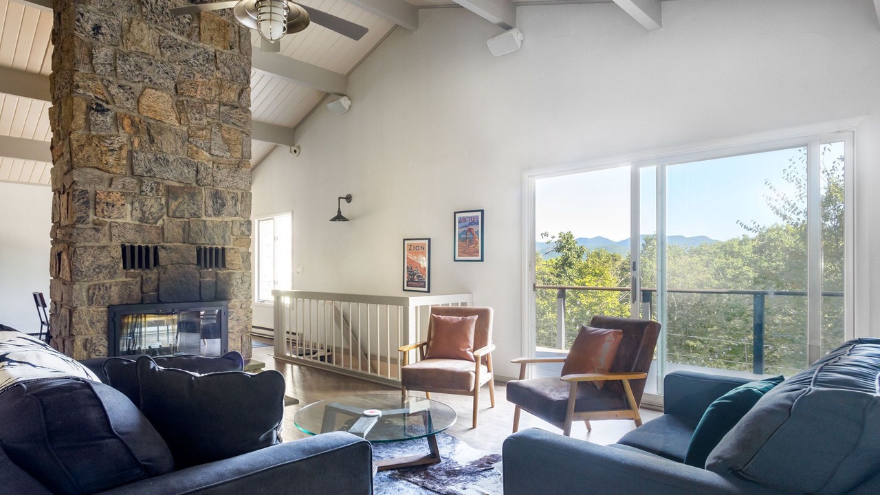 Photo of Livingroom in Glenford