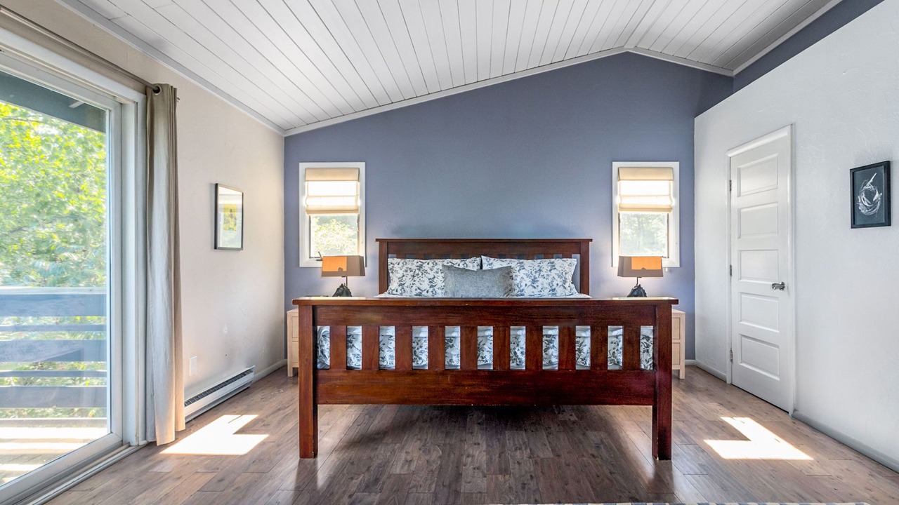 Photo of Bedroom in Glenford