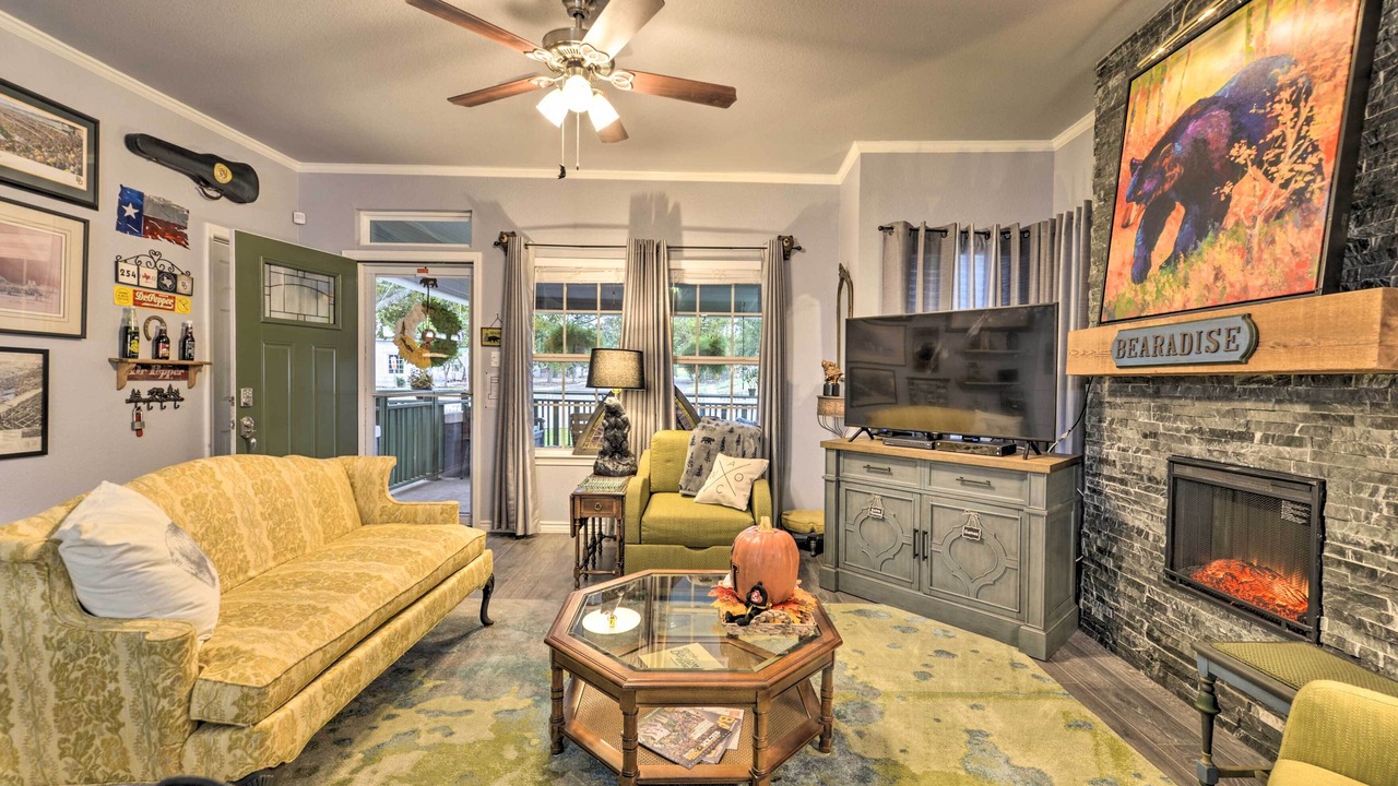 Photo of Livingroom in Waco