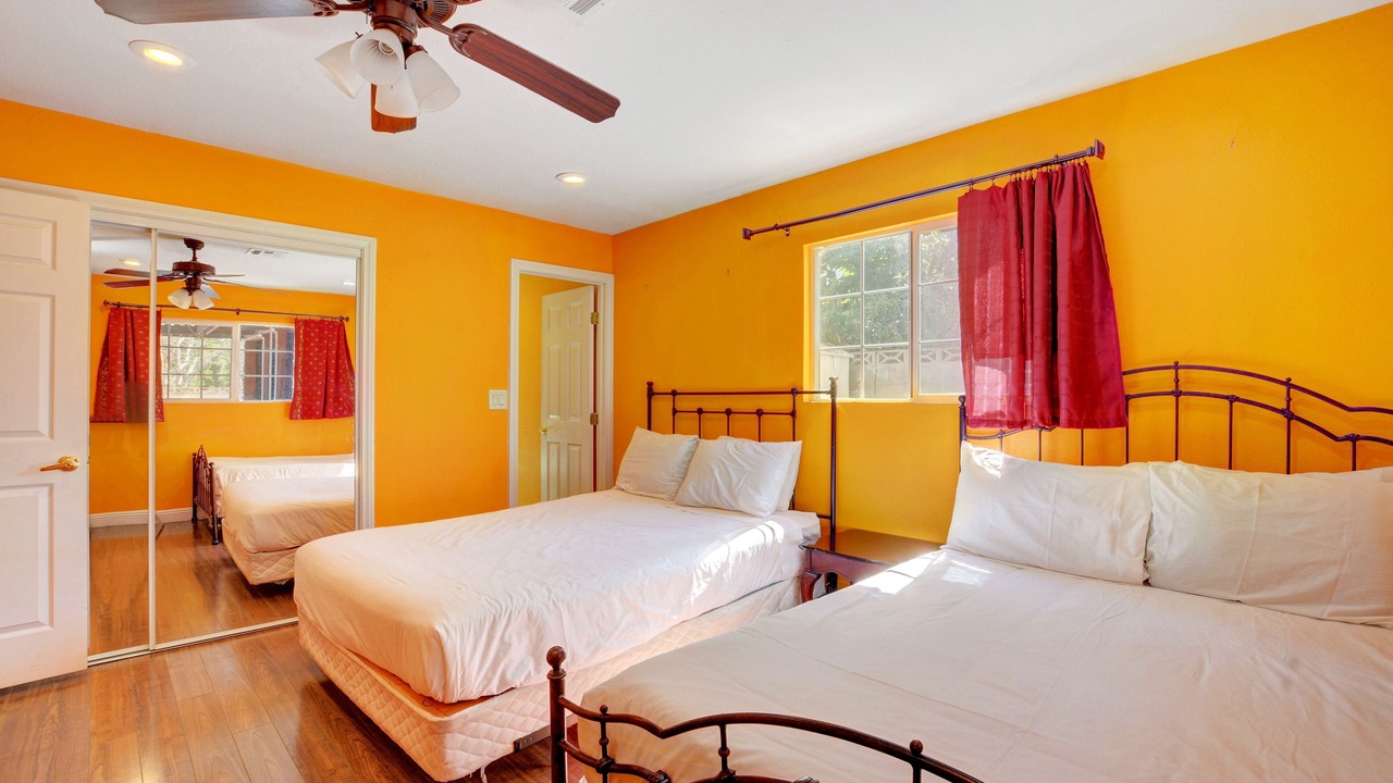 Photo of Bedroom in Glen Heather Estates