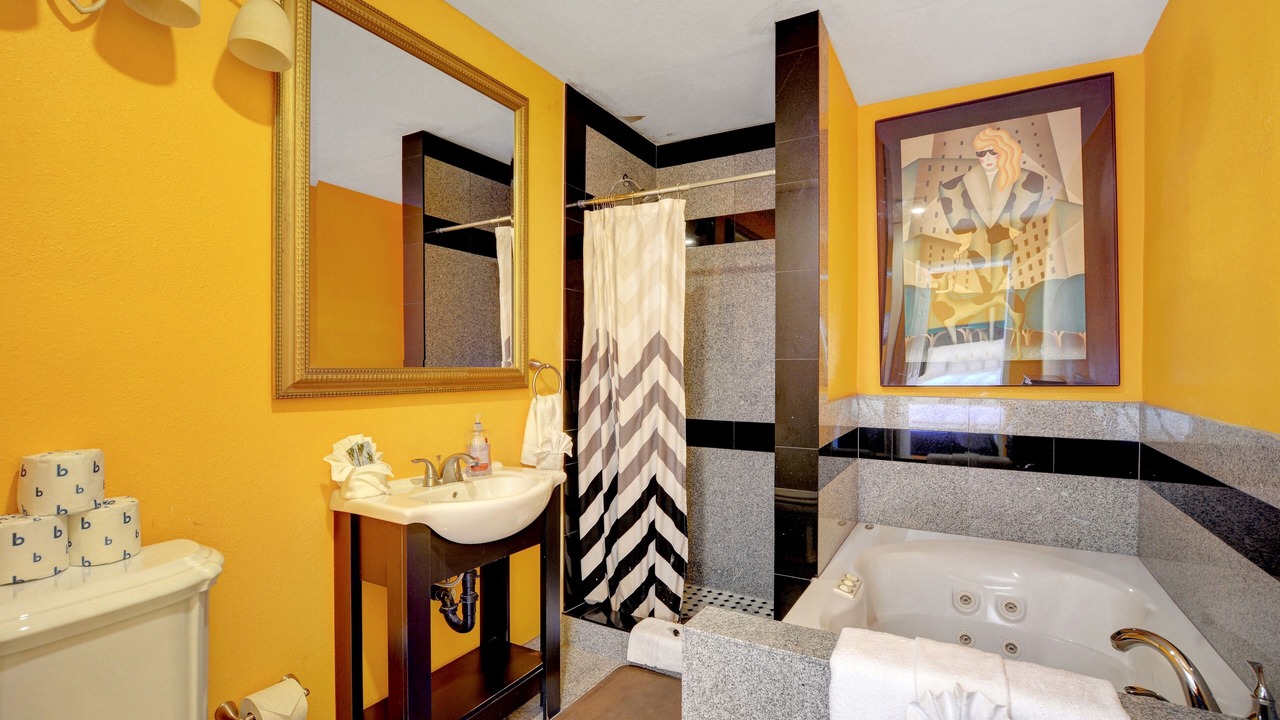 Photo of Bedroom in Glen Heather Estates