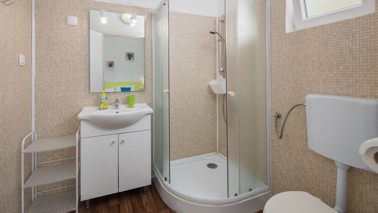 Photo of Bathroom in Tinjan