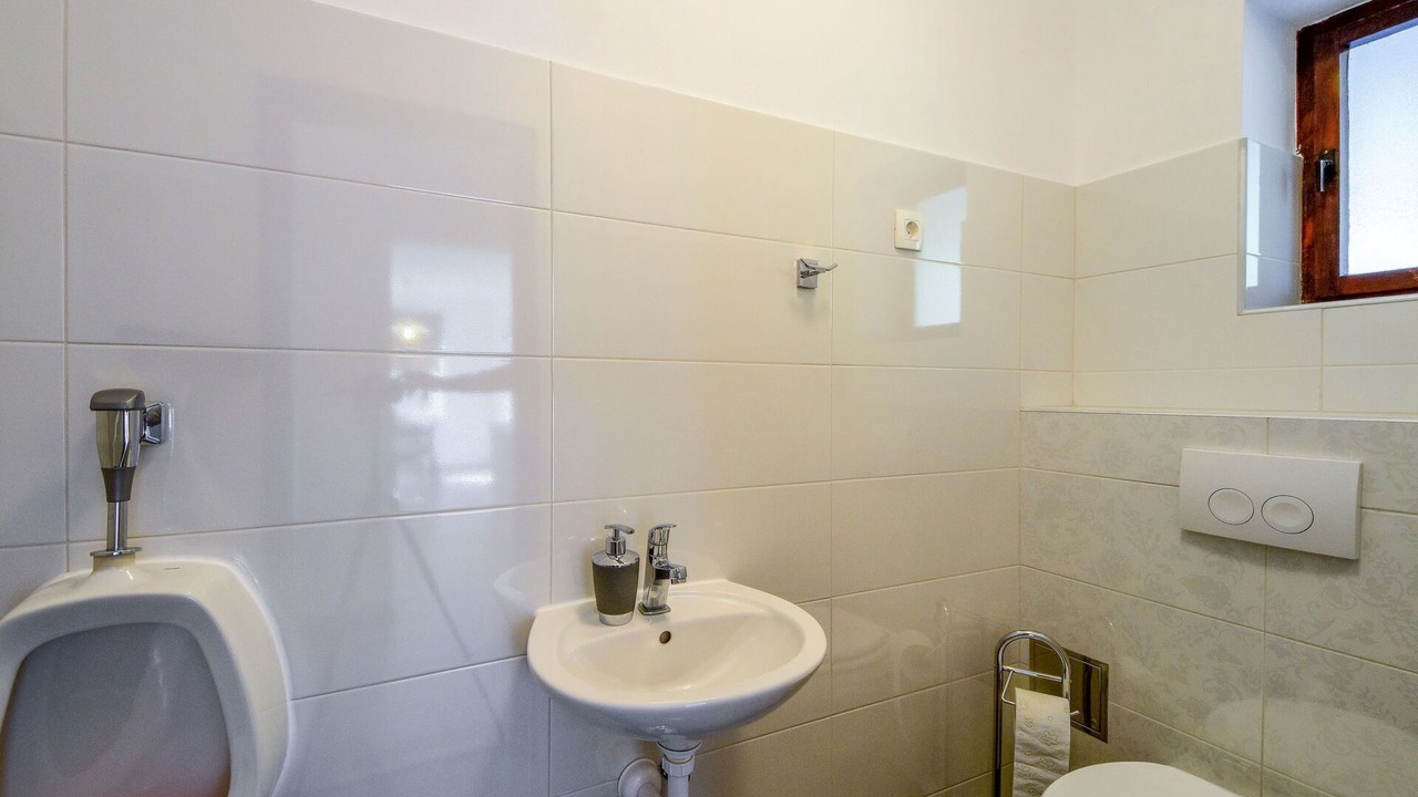 Photo of Bathroom in Omisalj