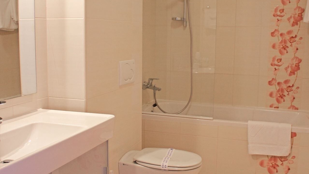 Photo of Bathroom in Mirce