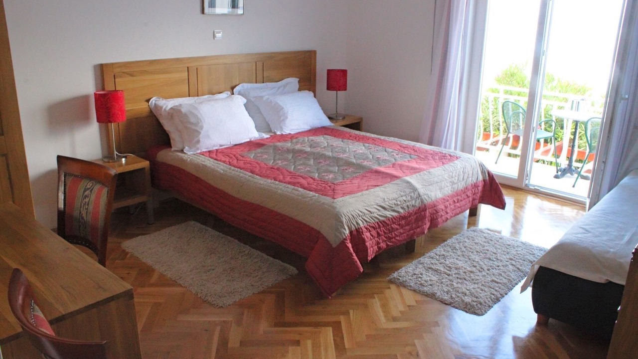 Photo of Bedroom in Mirce