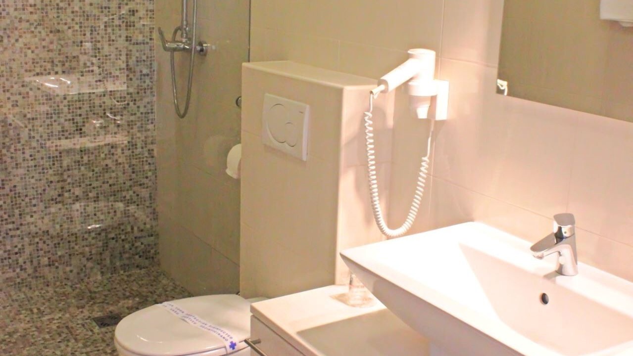 Photo of Bathroom in Mirce