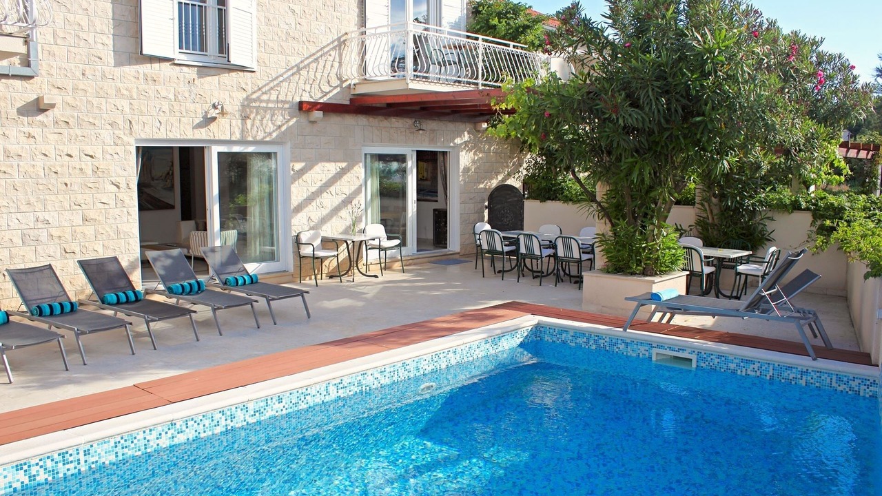 Photo of Outdoor in Mirce