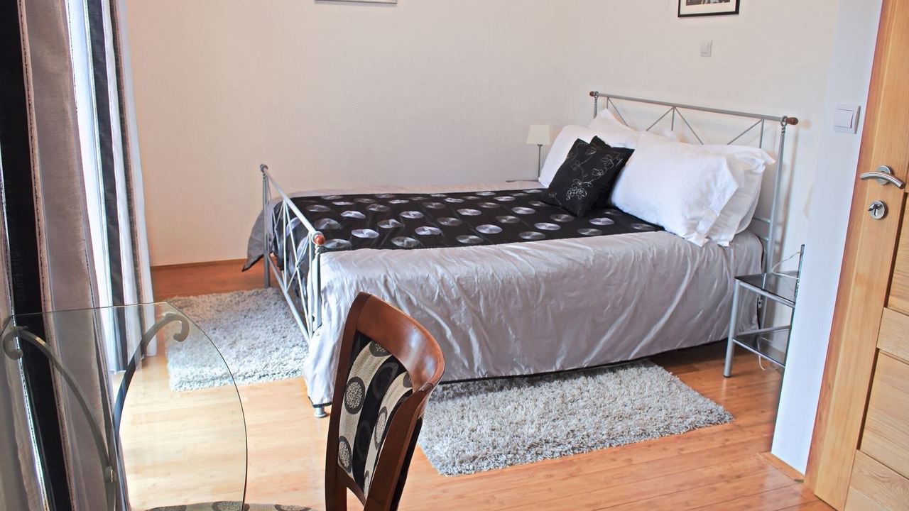 Photo of Bedroom in Mirce