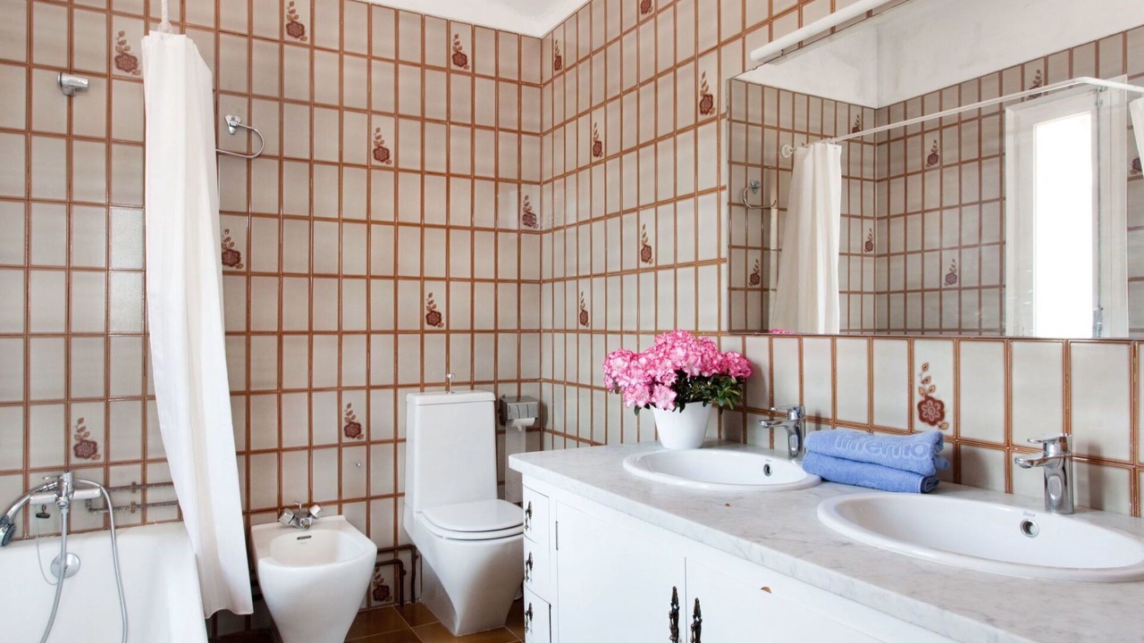Photo of Bathroom in Palafolls