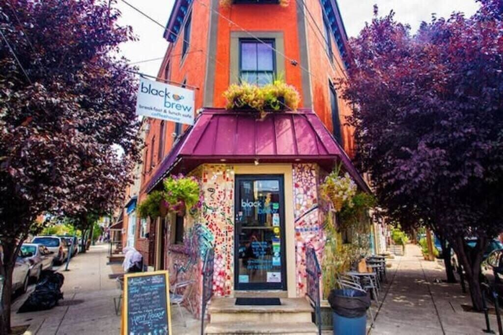 Photo of Buildings in Passyunk Square