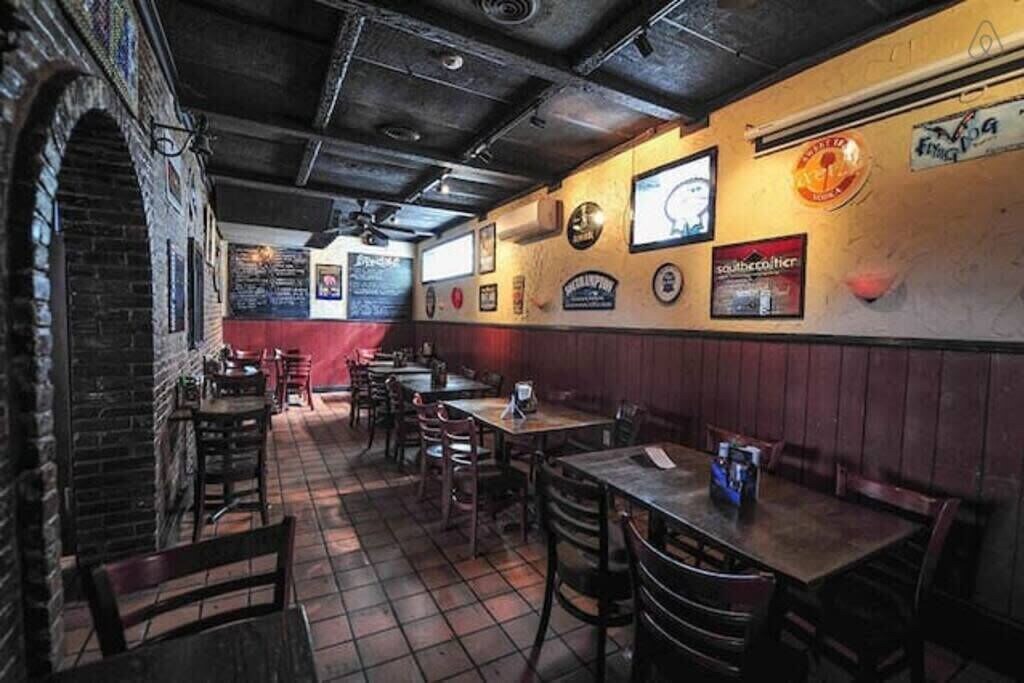 Photo of Others in Passyunk Square