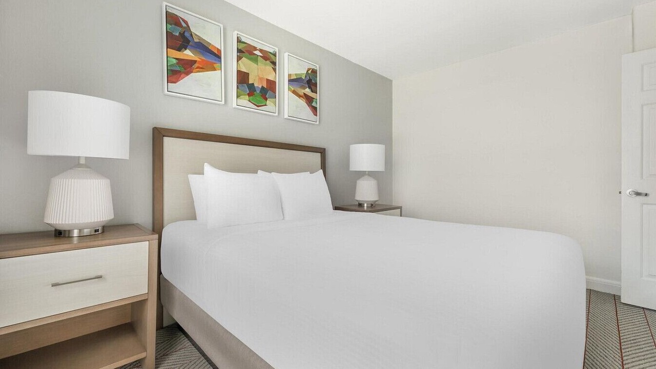 Photo of Bedroom in Canyon Corridor