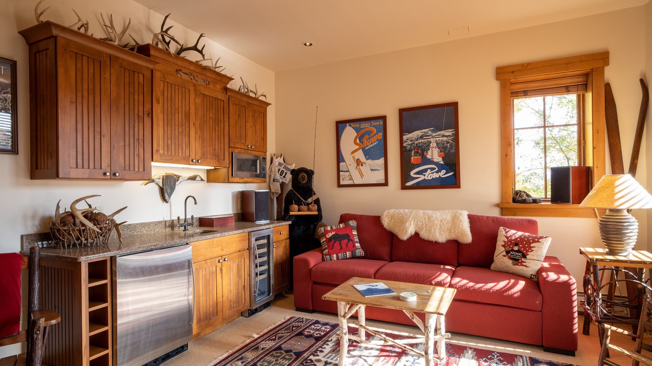 Photo of Livingroom in Stowe Area