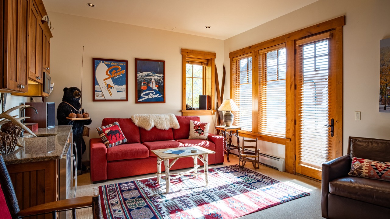 Photo of Livingroom in Stowe Area