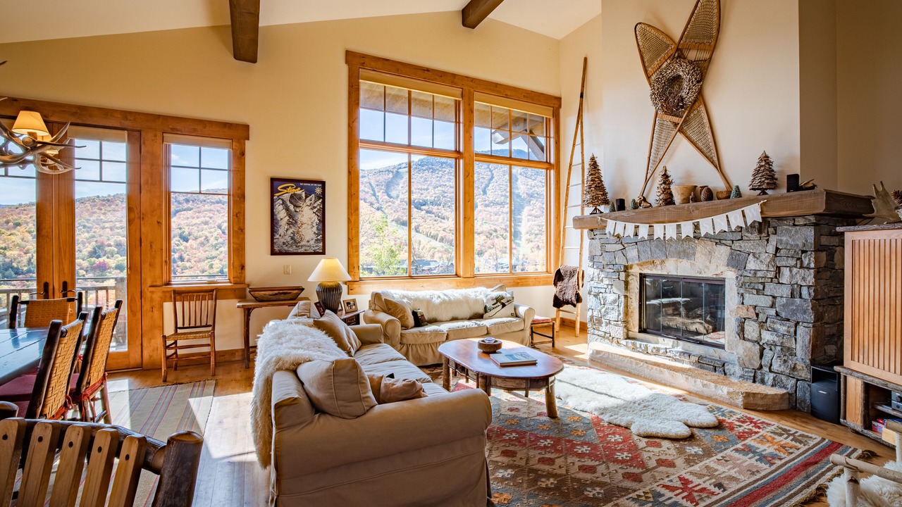 Photo of Livingroom in Stowe Area