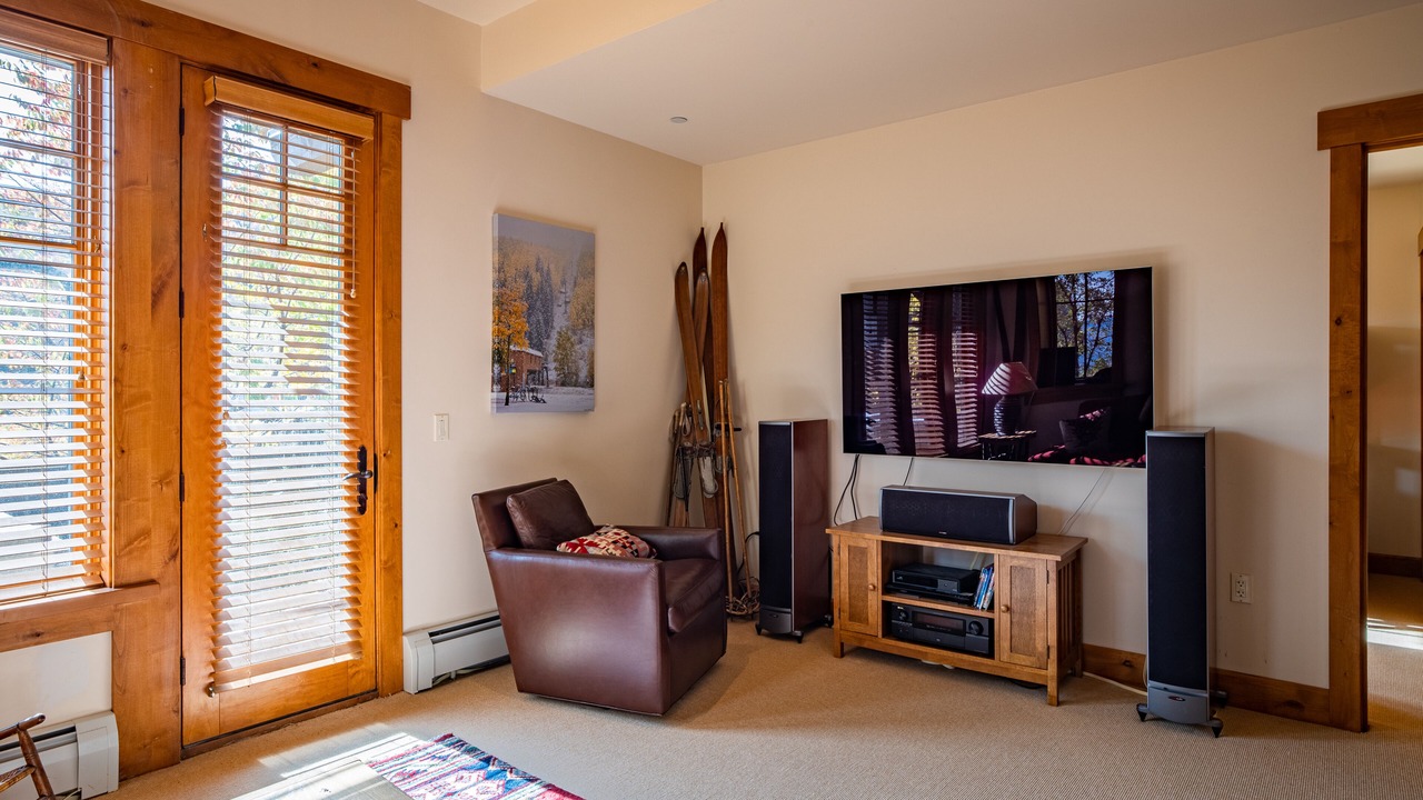 Photo of Livingroom in Stowe Area
