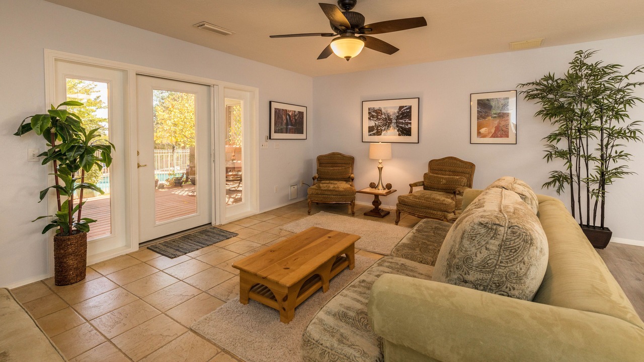 Photo of Livingroom in Cottonwood