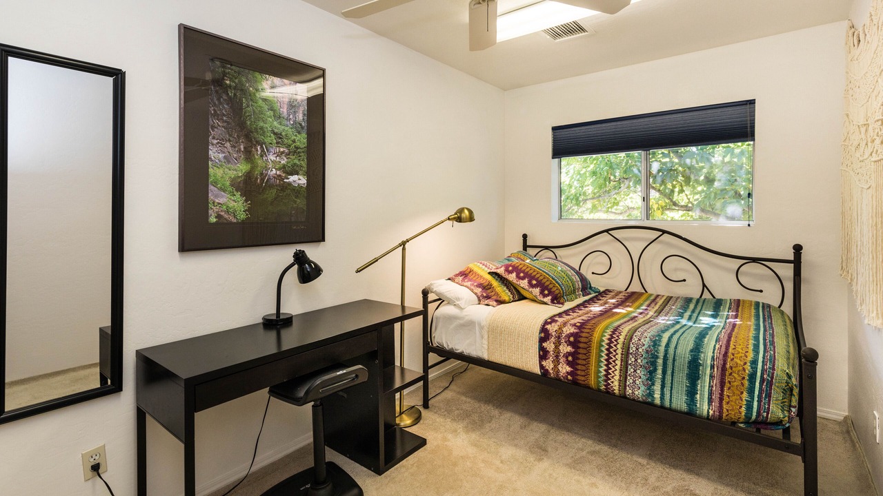 Photo of Bedroom in Cottonwood