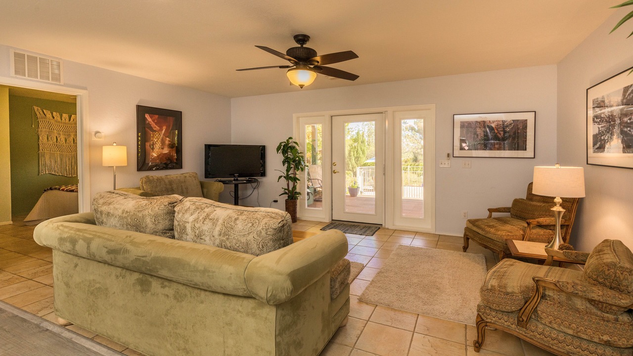 Photo of Livingroom in Cottonwood