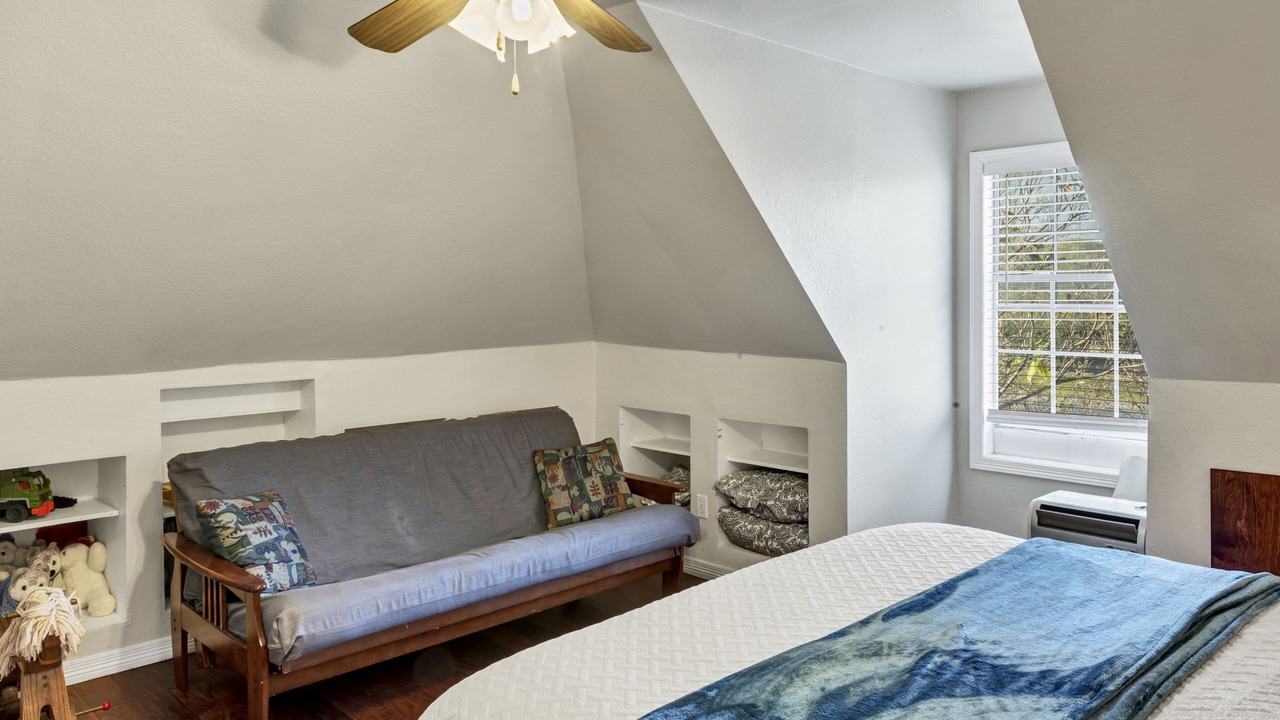 Photo of Bedroom in Southlake