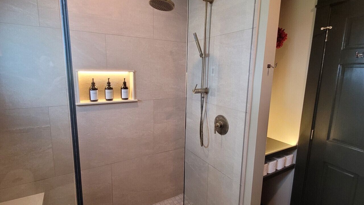Photo of Bathroom in Rossmore