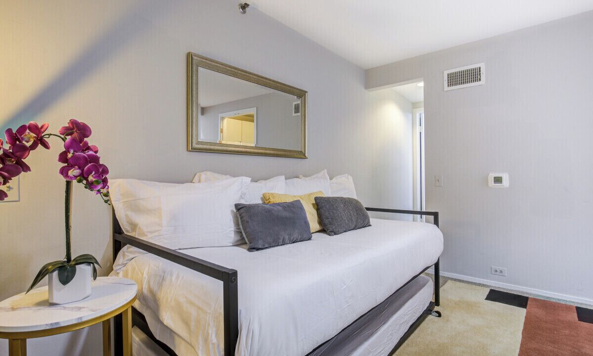 Photo of Bedroom in The Loop