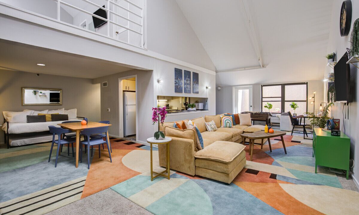 Photo of Livingroom in The Loop