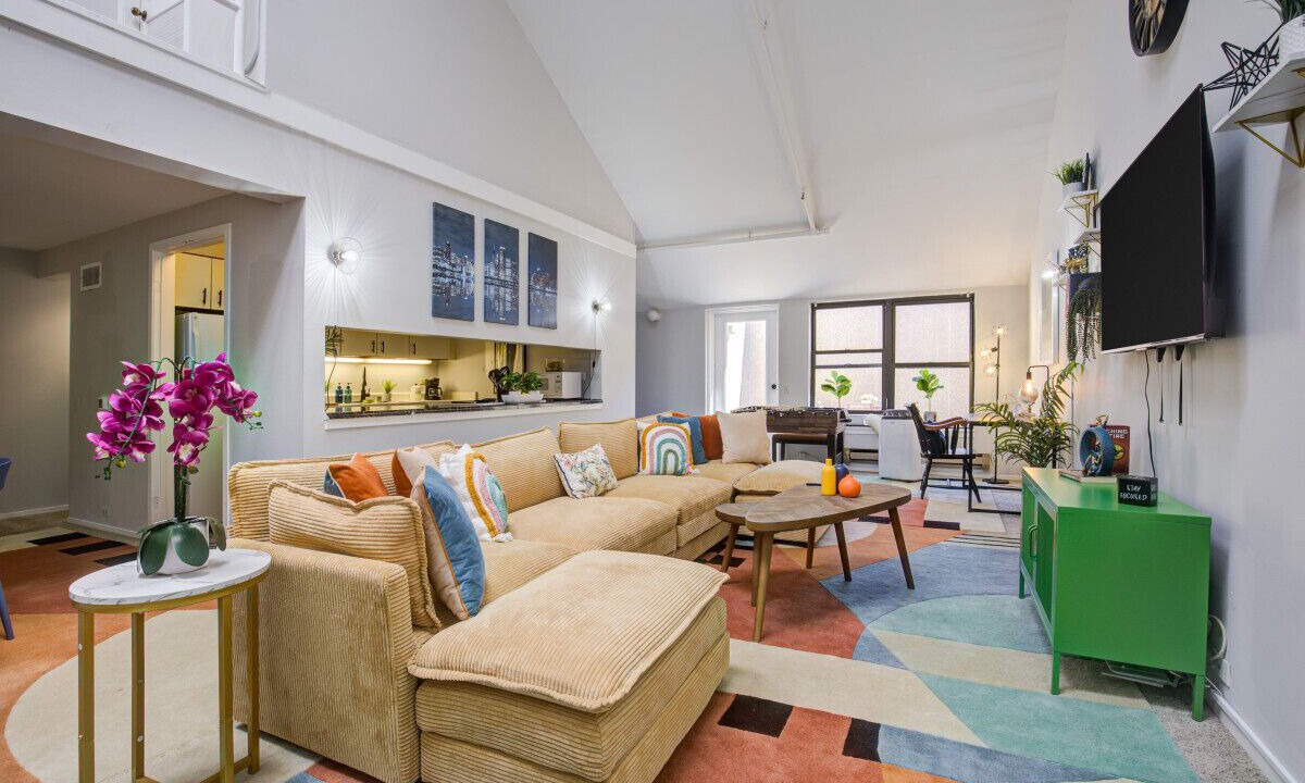 Photo of Livingroom in The Loop