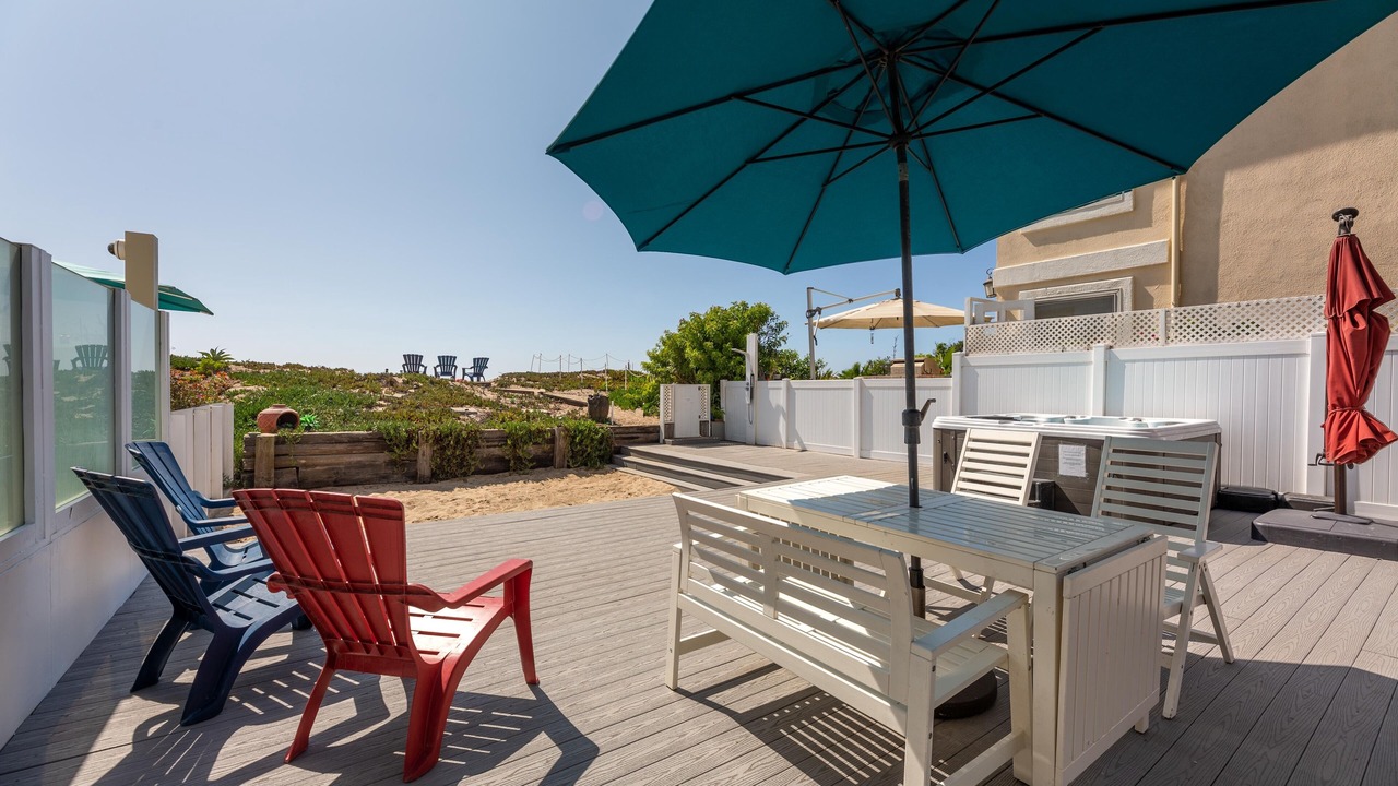 Photo of Patio Balcony in Sunset Beach
