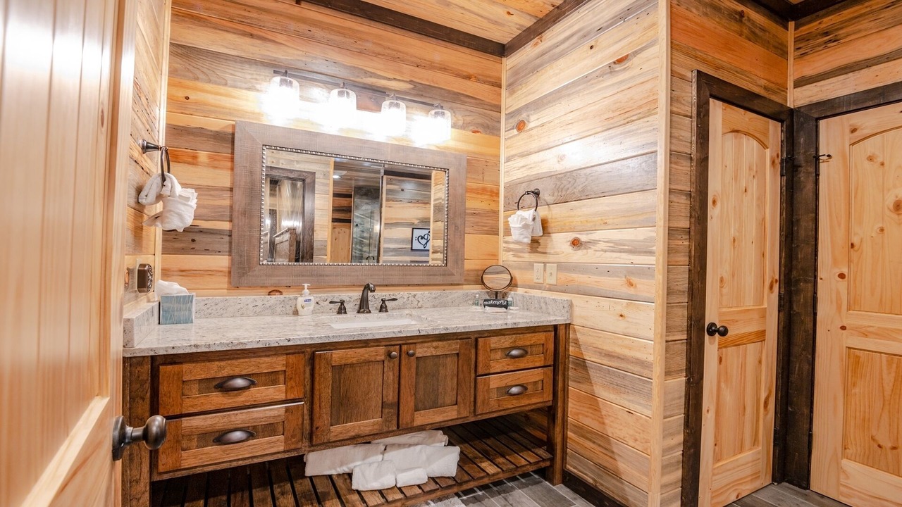 Photo of Bathroom in Hochatown