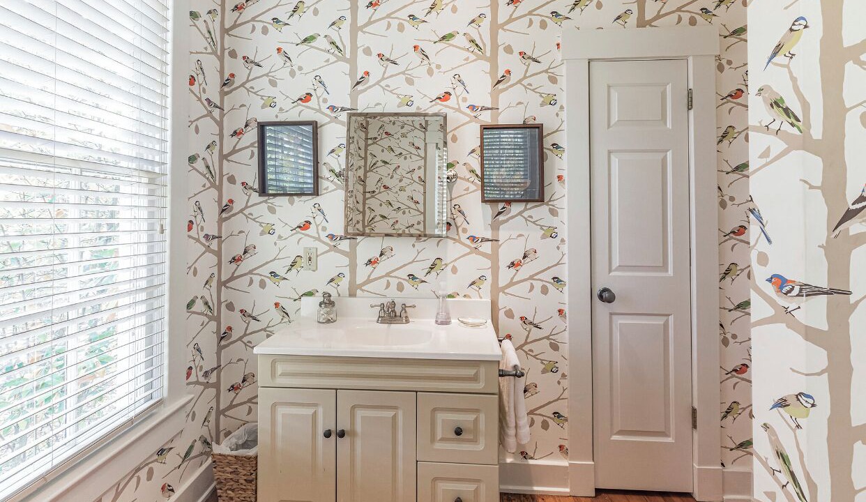 Photo of Bathroom in Glenview
