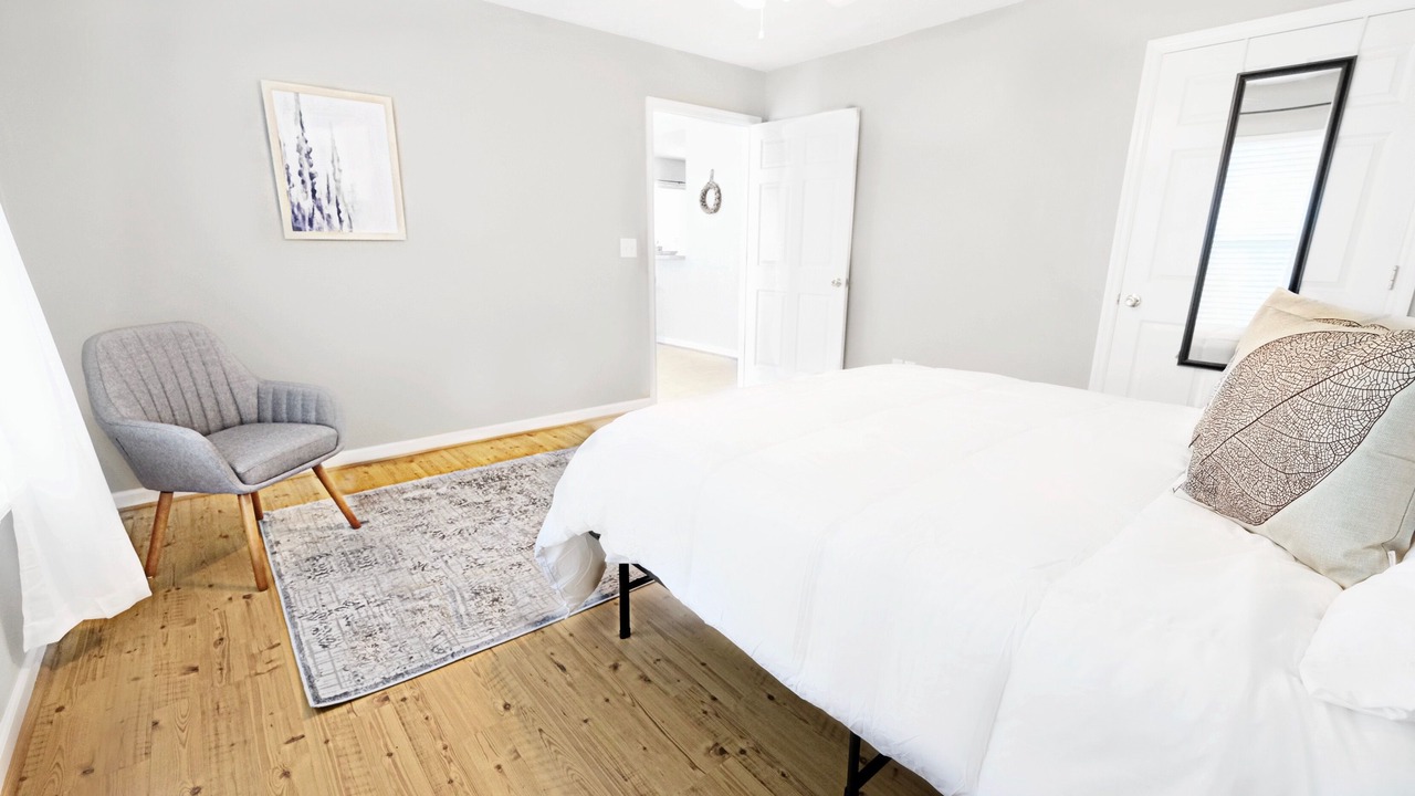 Photo of Bedroom in Martinez