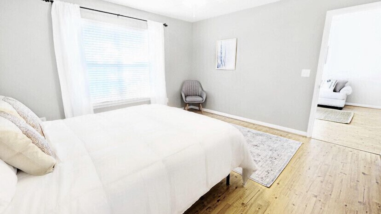 Photo of Bedroom in Martinez