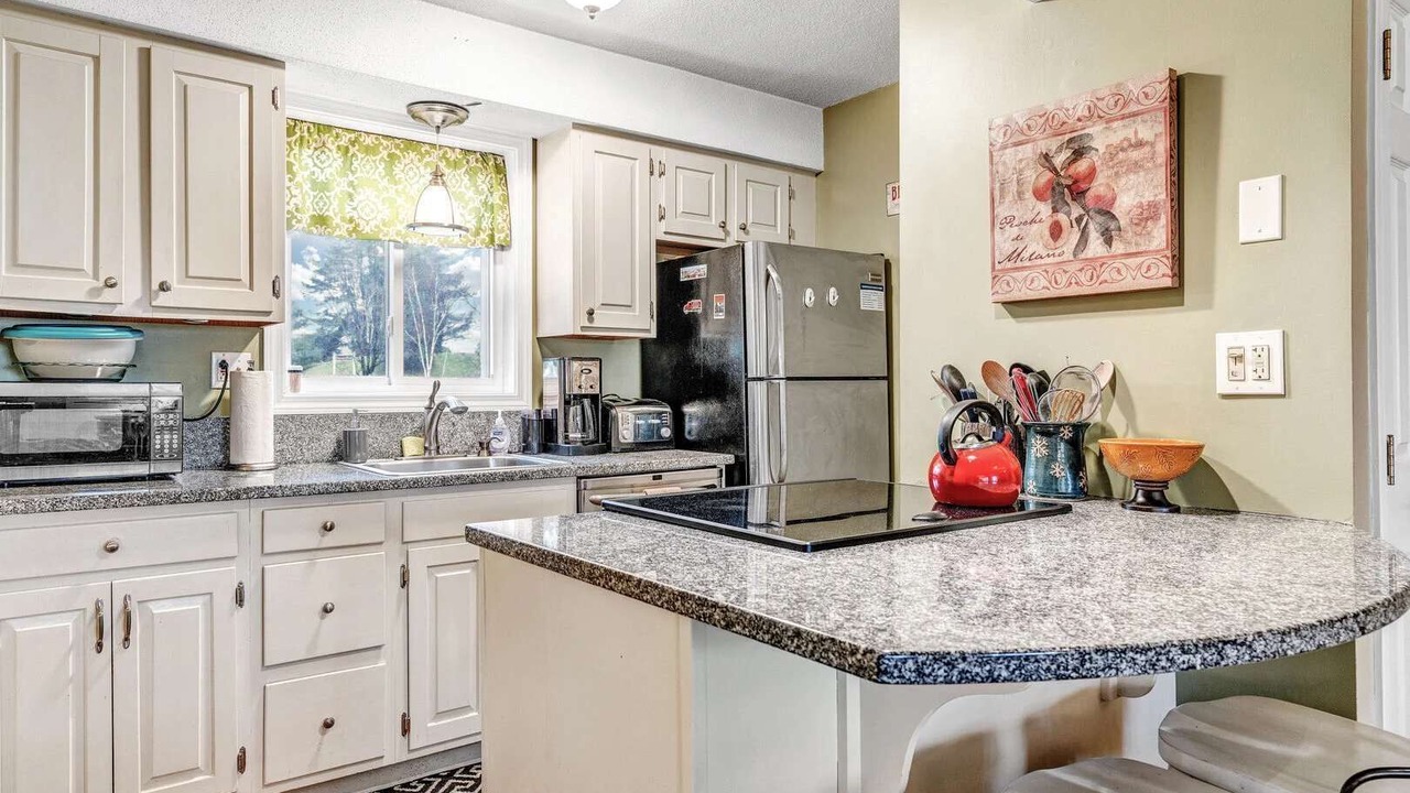 Photo of Kitchen in West Hartford