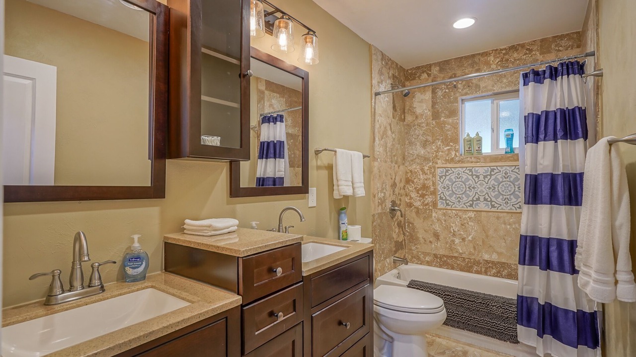 Photo of Bathroom in Albuquerque