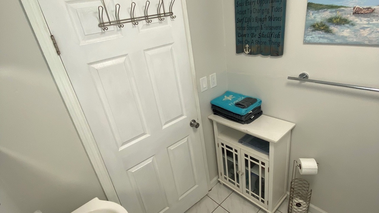 Photo of Bathroom in South Palm Park Neighborhood Association